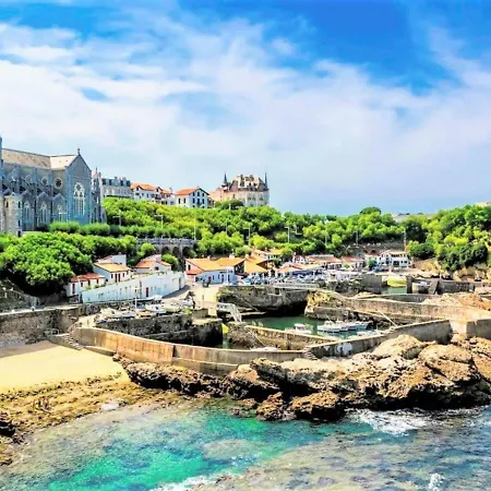 Biarritz, 5 Pieces, 8 Personnes - Fr-1-3-537 ביאריץ